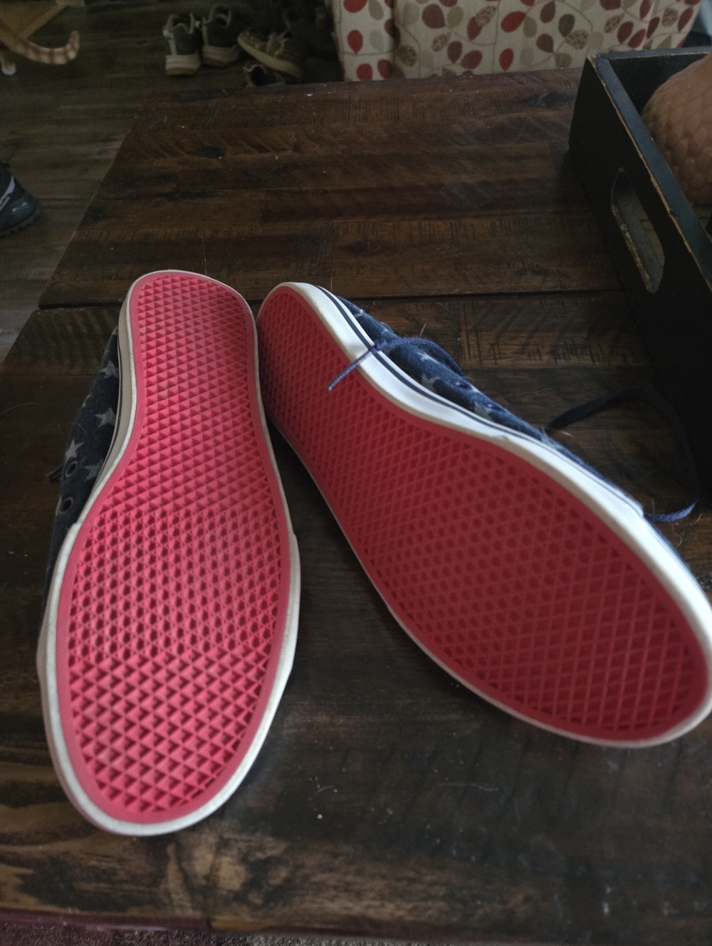 Womens Vans - Picture 2 of 2